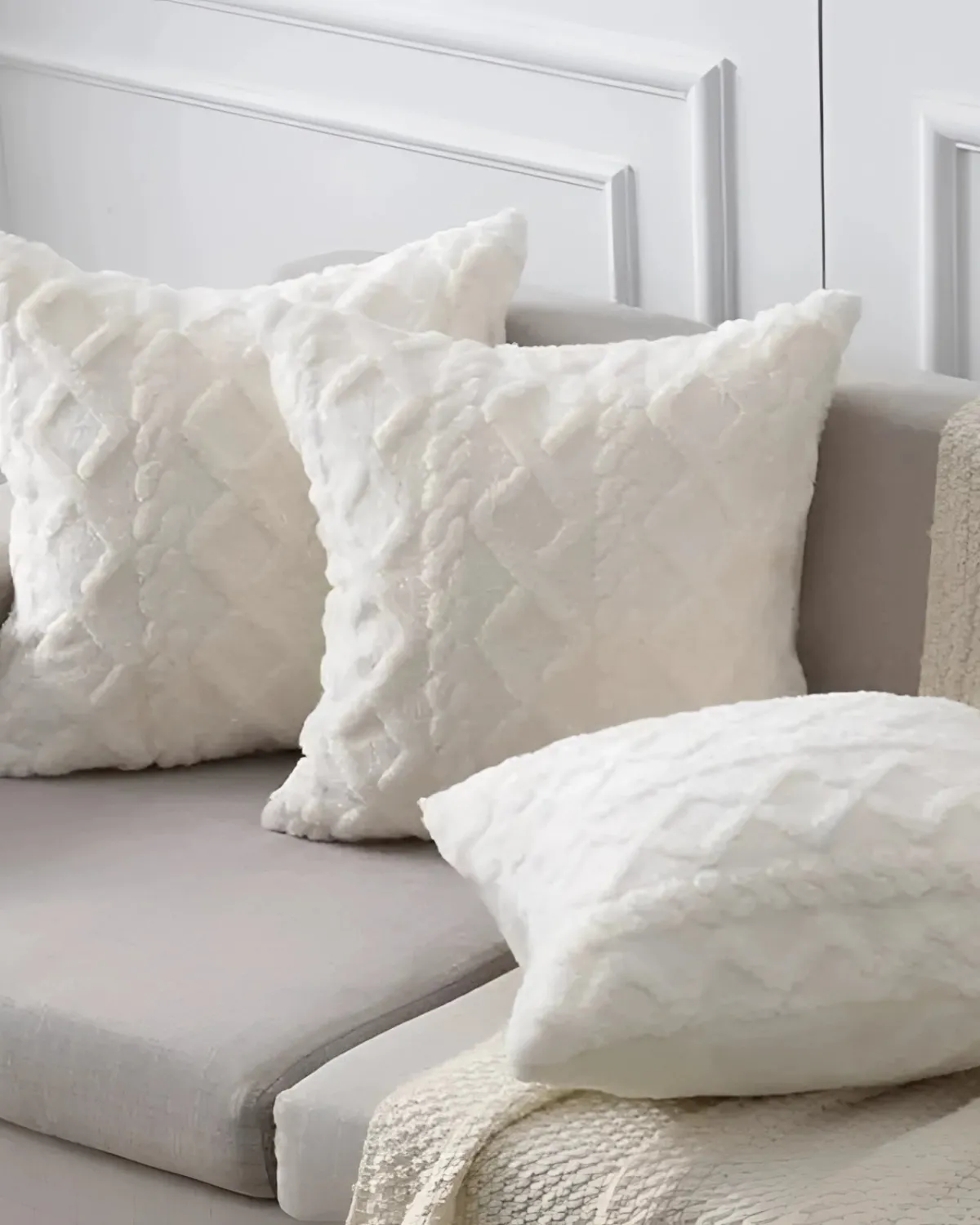 ZenWeave – Luxuriöses Reliefkissen mit subtiler geometrischer Gestaltung für einen stilvollen Innenraum