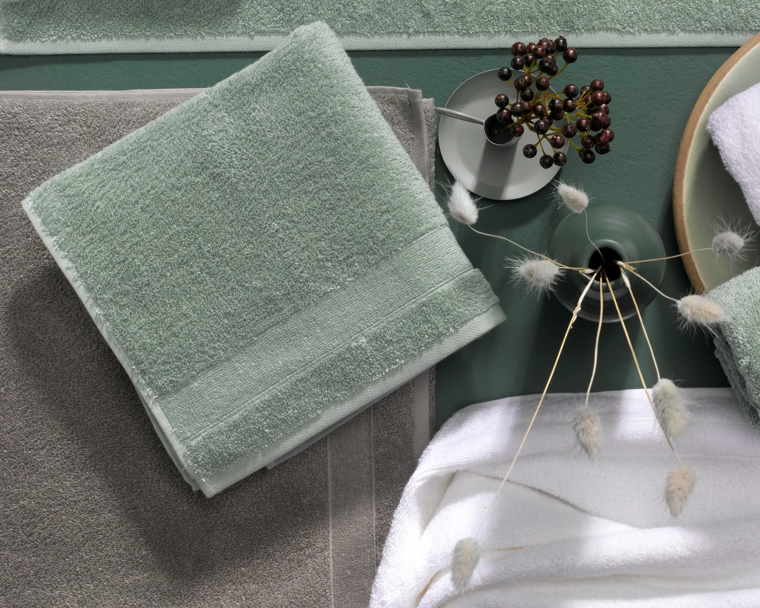 Duschtuch Scarlett 67 x 140 cm | soft green