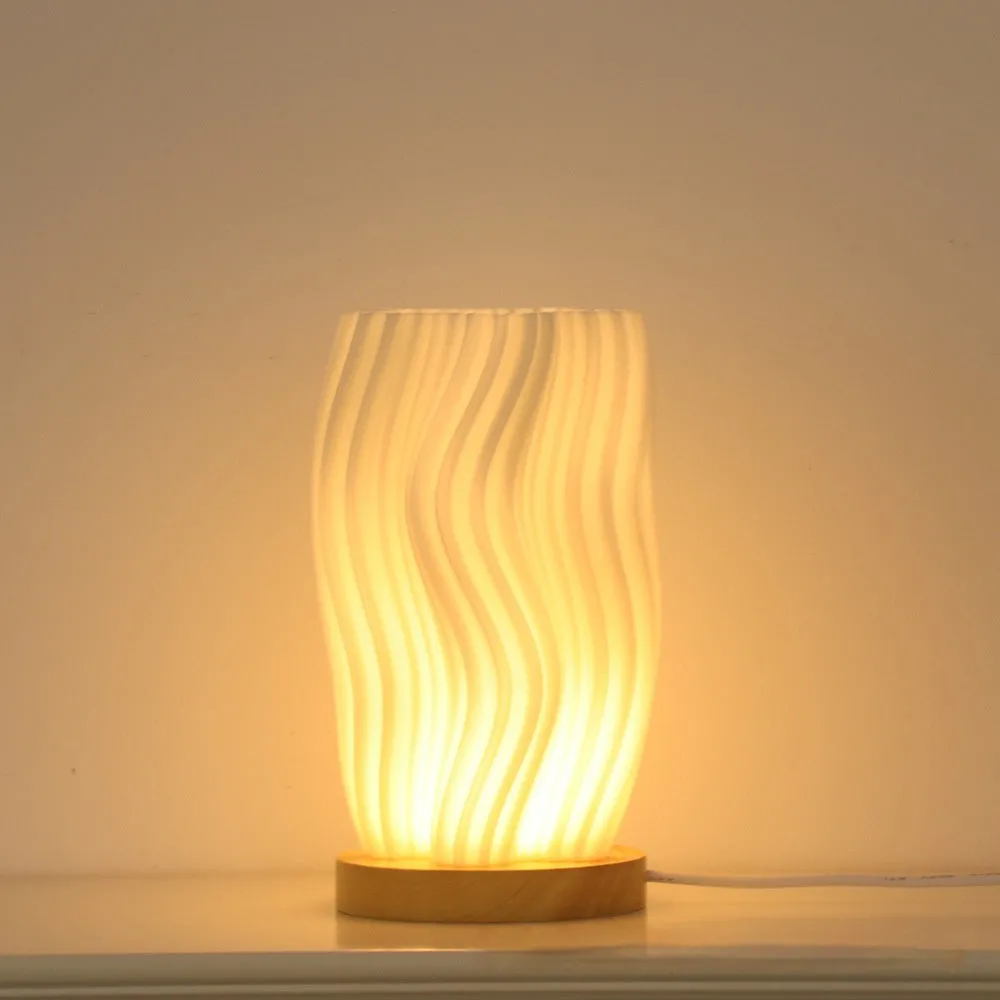 3D gedruckte Vase und Nachtlampe