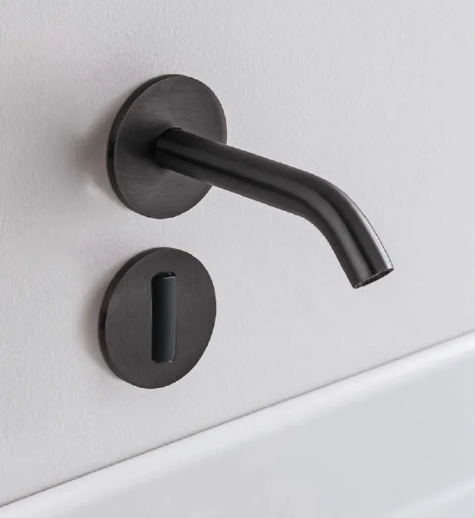 Batteriebetriebener elektronischer Wandmischer aus Stahl 40mm Treemme