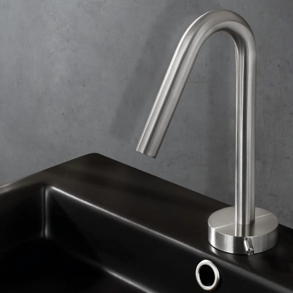 Round Linki-Waschtischbatterie hoch