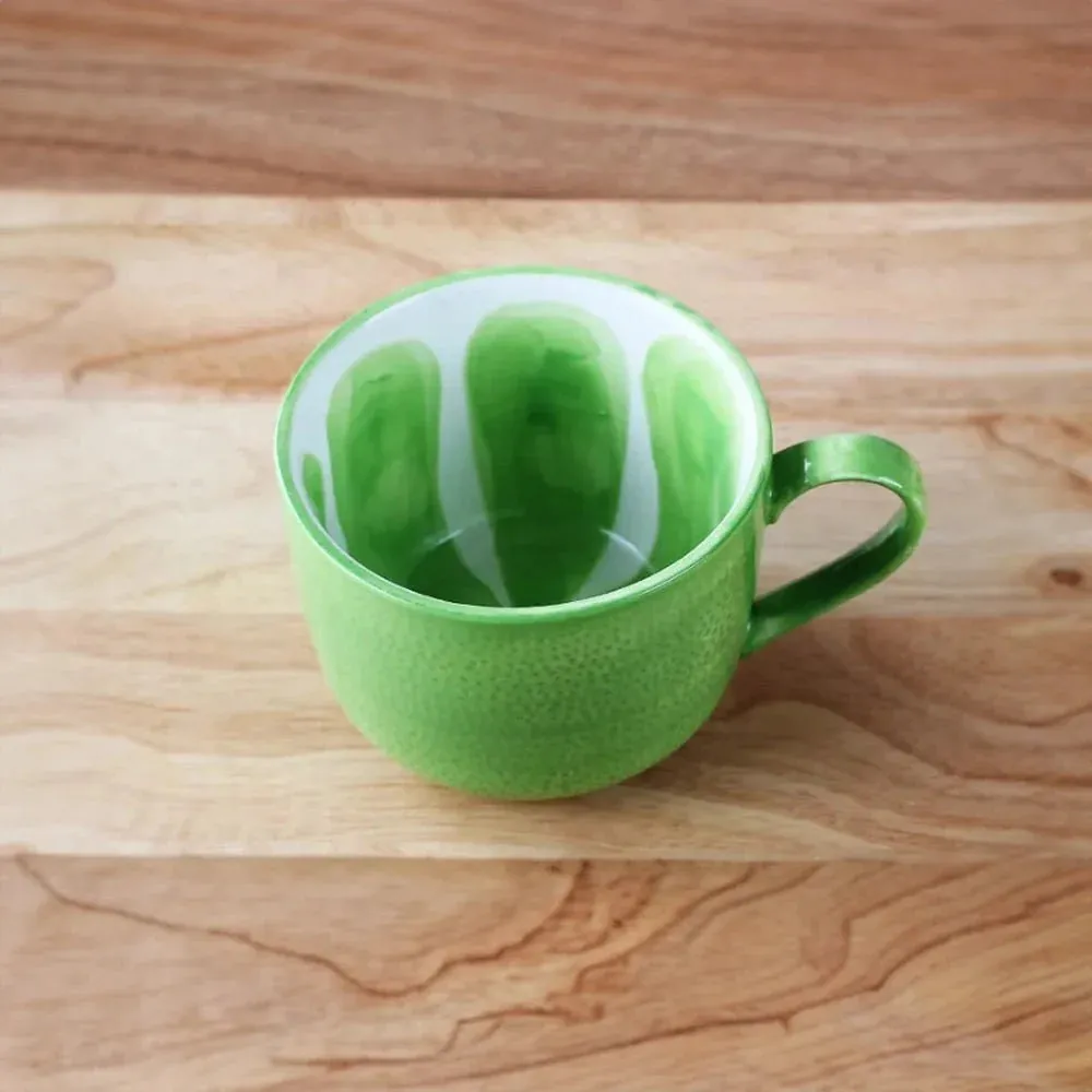 Passende Fruchtdesign-Tasse & Untertasse
