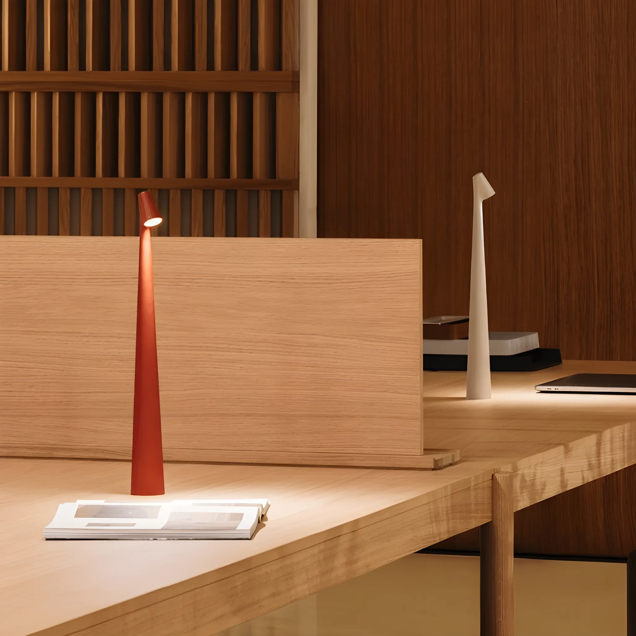 Drahtlose Tischlampe mit Touch-Steuerung | TouchLuxe